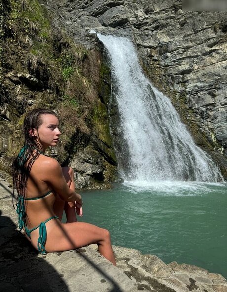 Eliz fit actrice libre galerie