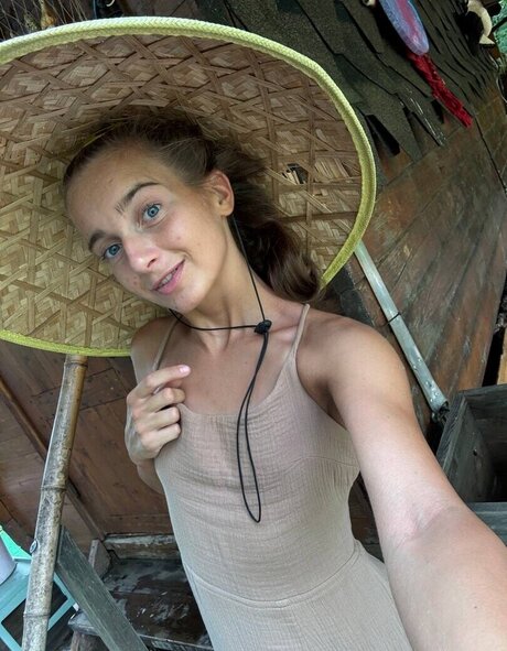 Eliz fit belle star du porno img