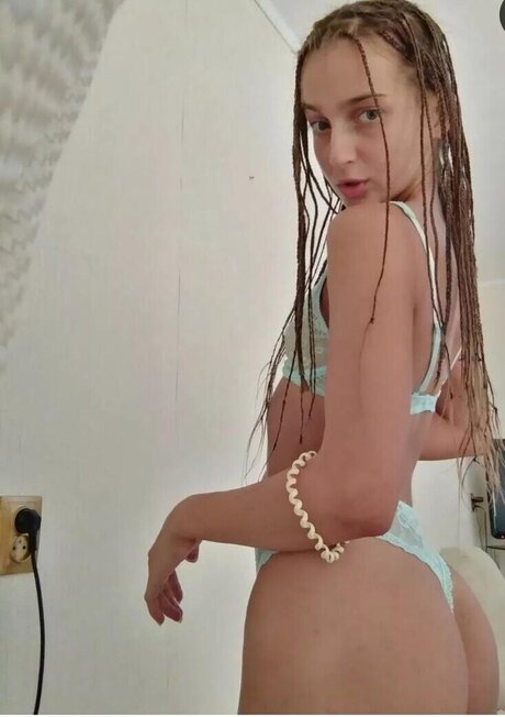 amateur fait maison onlyfans art haute définition image