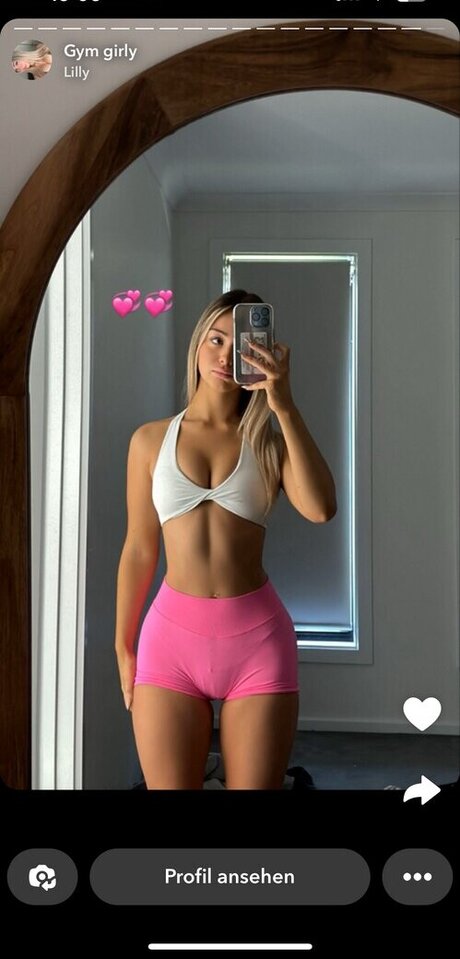 Wer ist das_ étoile nue collection