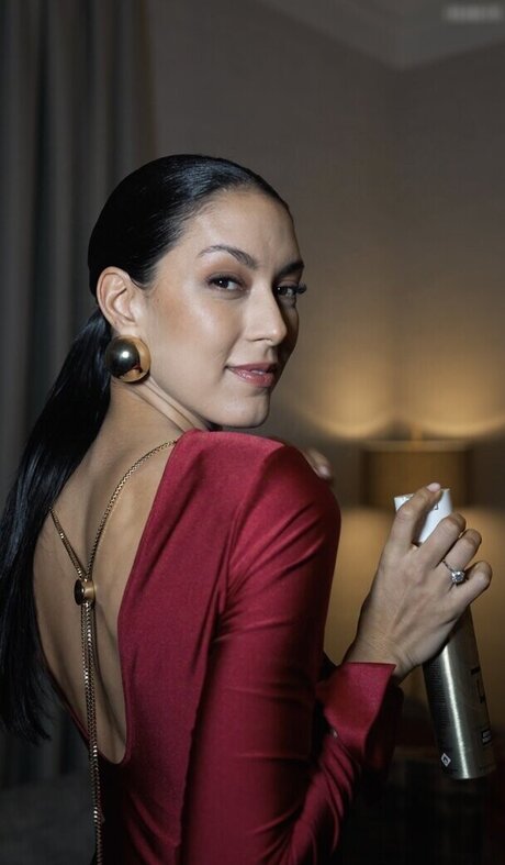 Rebecca Mir Fotoaufnahmen