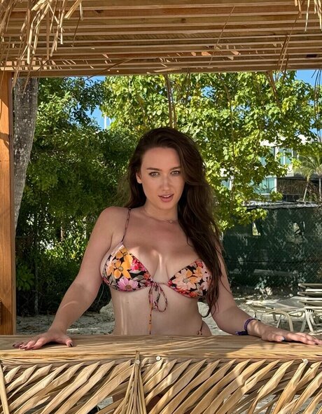 louisebordeaux actrice chaude img