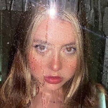 Emma Iris actrice chaude galeries