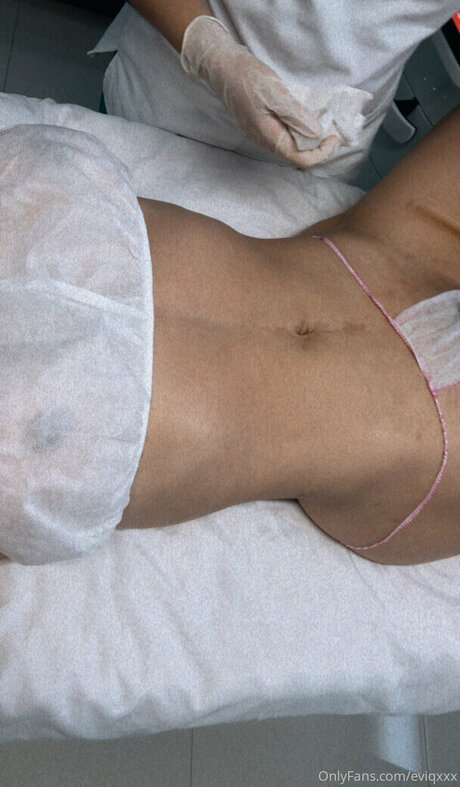 Emma Iris étoile adulte archive