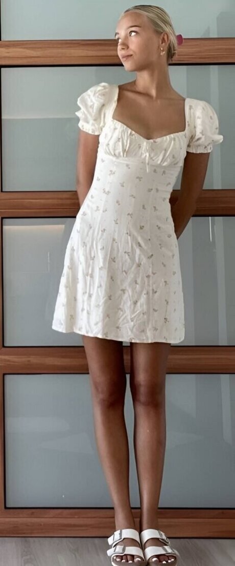 plage milf onlyfans magnifique parfait photos