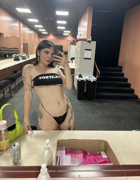 Madeline Goldstien étoile chaude image