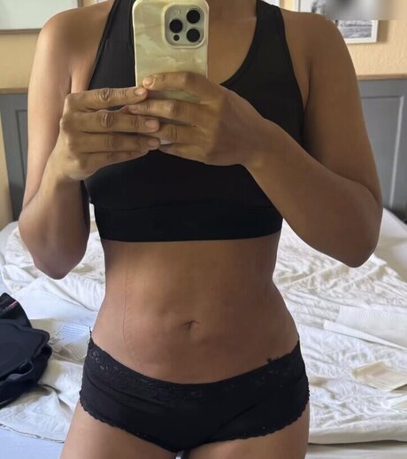 Diana Schneider modèle adulte galeries