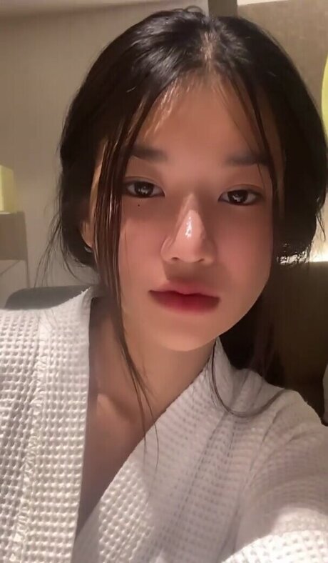 babymangpor actrice exclusive images