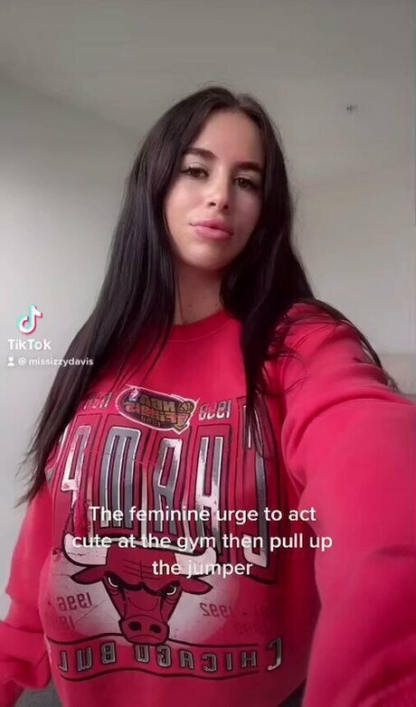 Izzy Davies modèle joli galeries