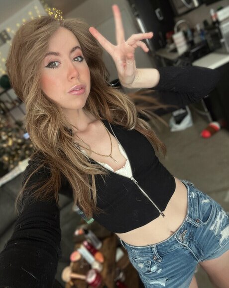 Nyybeats étoile nue photo