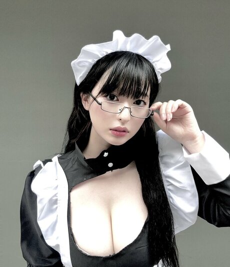 Momoka Akari actrice adulte collection