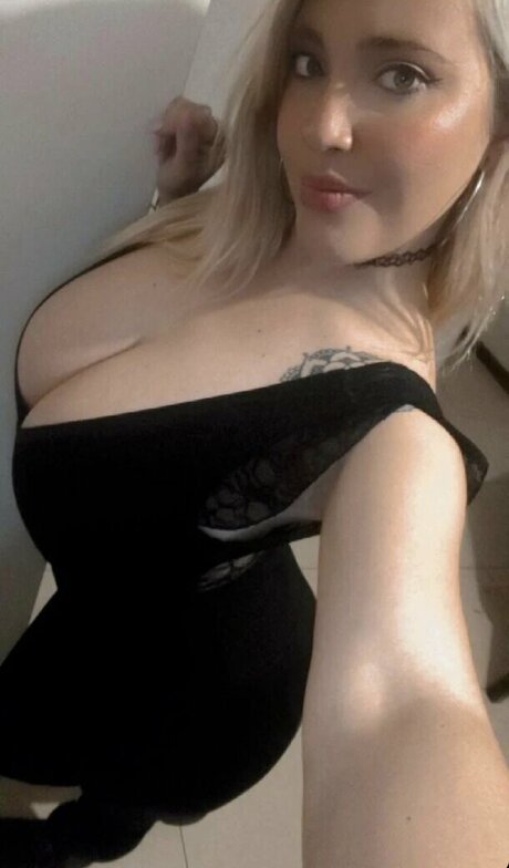 en direct uniquement pour les fans érotique photo