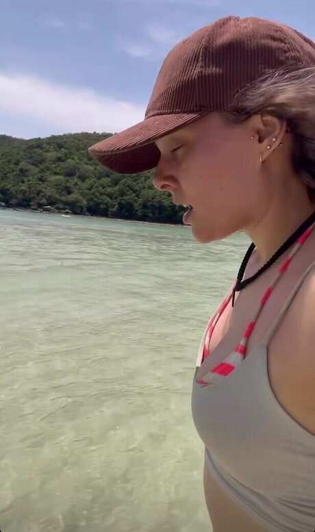 Sabrina Outdoor star du porno hd collection