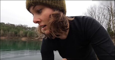 Sabrina Outdoor actrice xxx photos