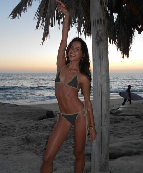 Lauren Avelina actrice xxx des photos