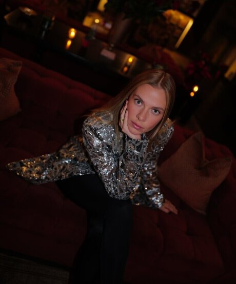 Cheyenne Pahde star du porno érotique img