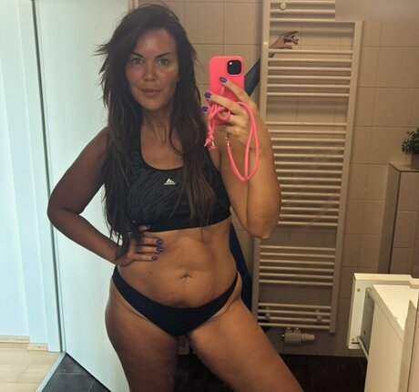 ppv uniquement pour les fans sexe hd photo