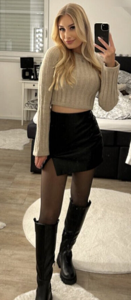 Sasette nus étoiles photo