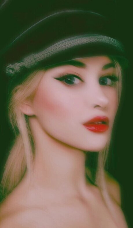 Marina Seren étoile de l'art images