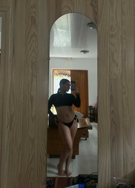 Leonie Buchegger modèle de sexe galerie