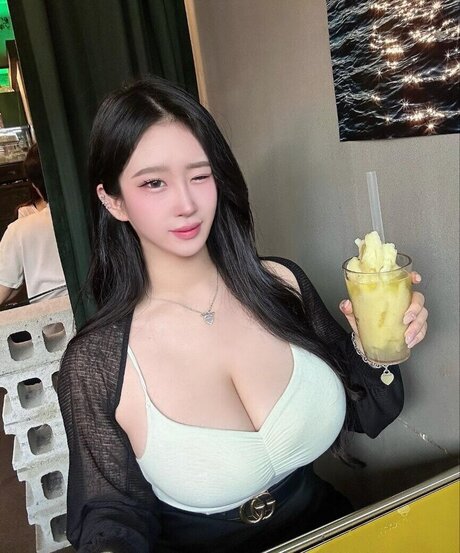 Dahee0326 Dh oh eb modèle érotique image