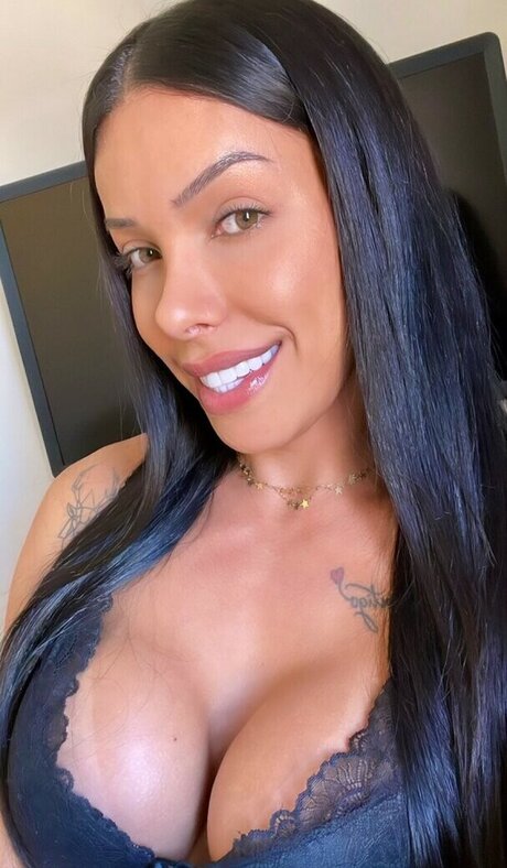 Natalia Avellar actrice artistique img