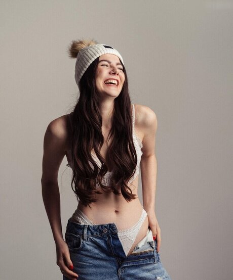 Klaudia Giez beau modèle photos