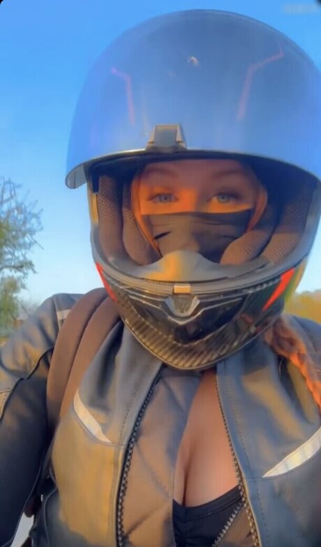 kimi__te art star du porno photos