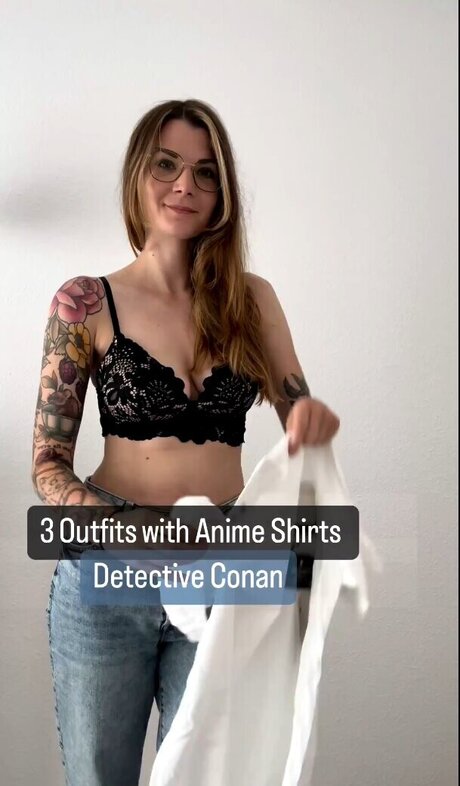 fans de gothique asiatique uniquement sexy nue image