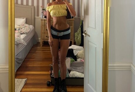 Stephanie Mandich étoile adulte des photos