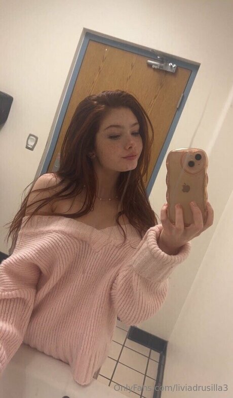 Livia Paige actrice porno archive