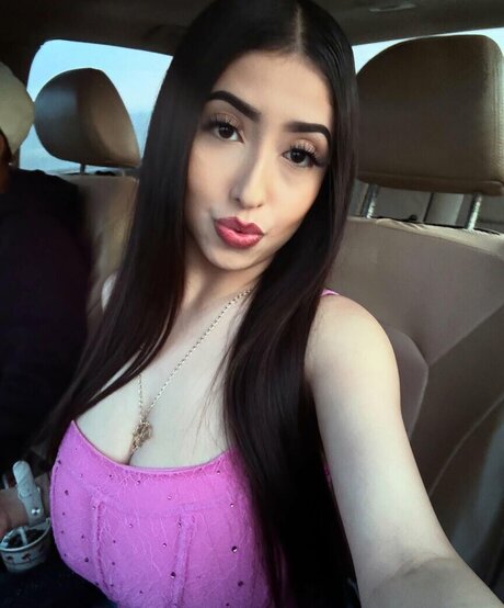 ashleyarambulaa top star images