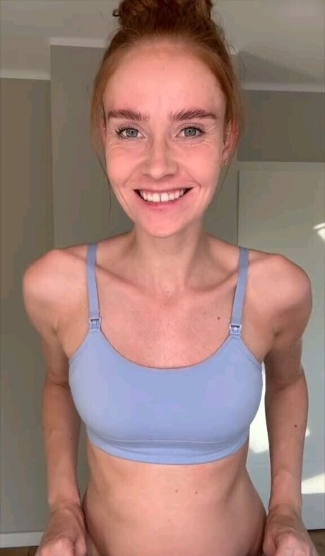 pom-pom girl nue onlyfans haut érotique collection