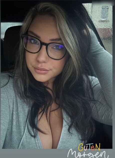 fans emo potelés uniquement nus exclusifs images