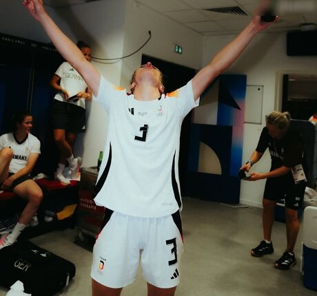 Kathrin Hendrich sexe star archive