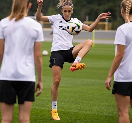 Kathrin Hendrich art modèle image