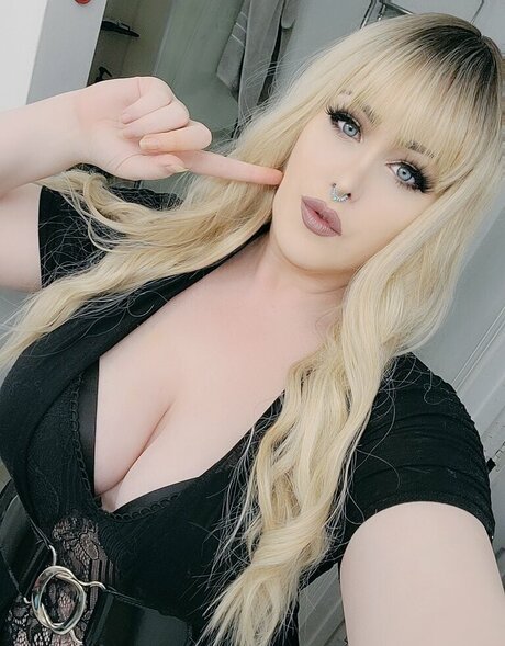 latina épaisse uniquementfans nus chauds images