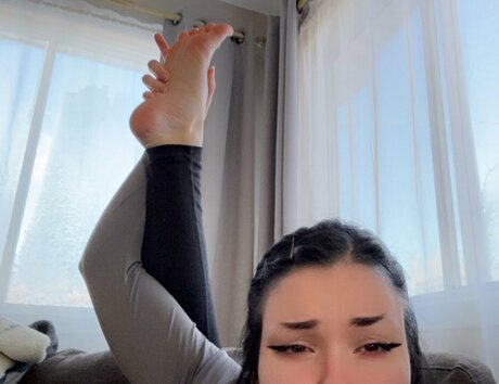 Moeponz modèle chaud img