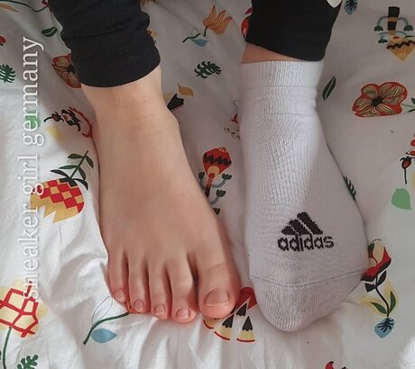 Emma Elba modèle chaud images