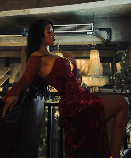 hypothxxcajal nus de stars du porno img