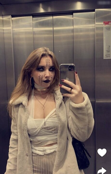 joysemmi belle actrice img