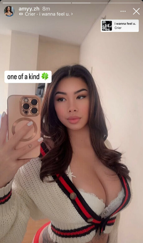 amyy zh modèle de sexe photo