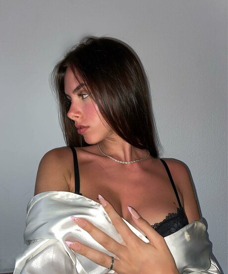 Elisa Pellegrino beau modèle photos