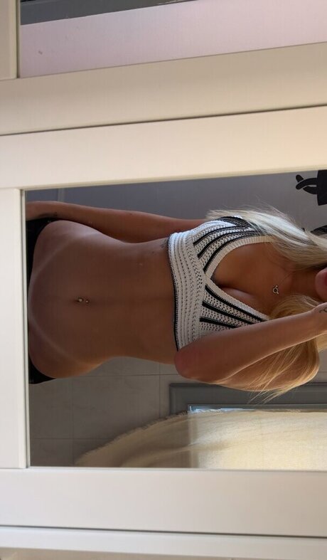 Elisa Pellegrino modèle gratuit img