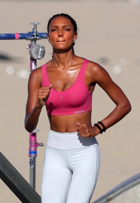 Jasmine Tookes star du porno nue galeries