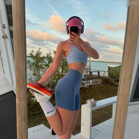 Majaaleonie star pornographique photos