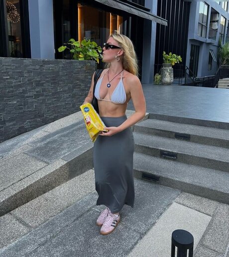 Majaaleonie nus de stars du porno des photos