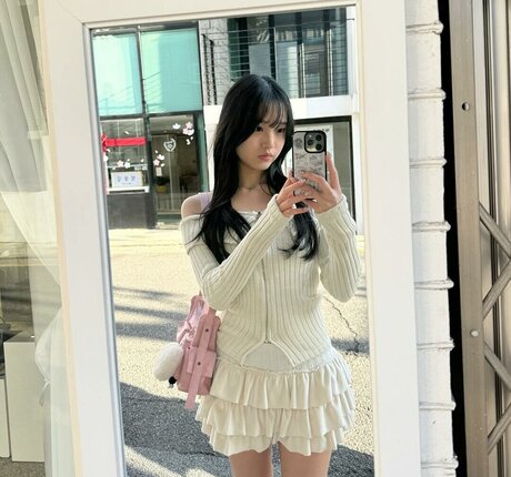 Saranghoe modèle de sexe image