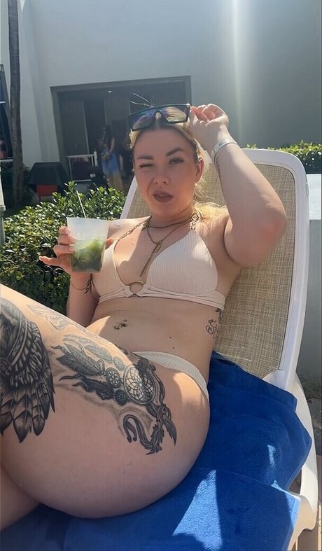 joi uniquementfans sympa érotique image