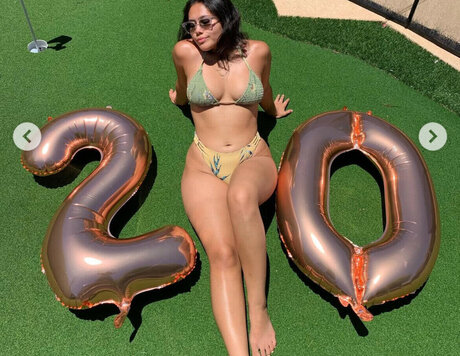 fabi rubi étoile chaude img